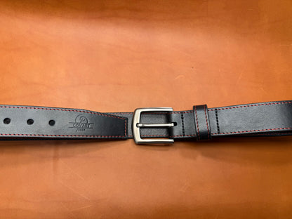 Hand-stitched leather belt Xyrian
